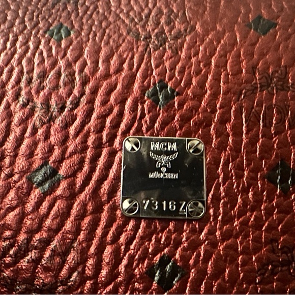 MCM Medium Spot Visetos Leather Shopper Tote Bag - Scooter Red - Picture 7 of 12